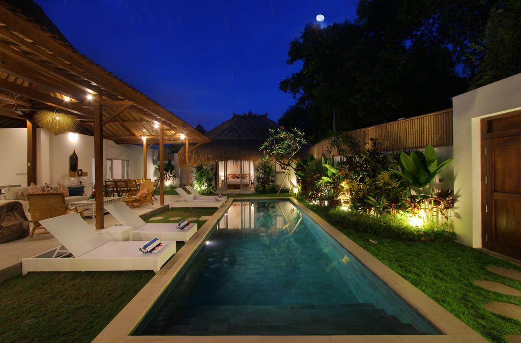 4 Bedroom - Villa